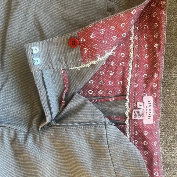 Ted Baker Cotton Pinstriped Cropped Pants - Ted Size 2 - NWOT - Picture 3 of 6